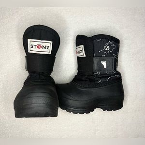Stonz Toddler Size 5 Winter Boots GUC!
